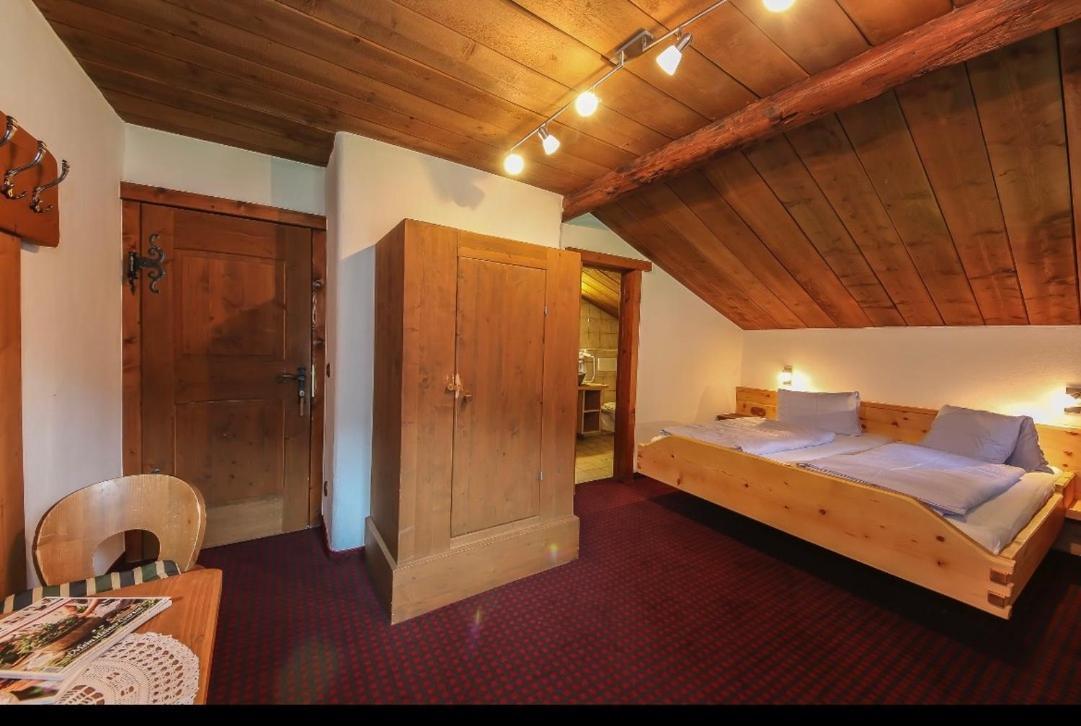 Hochwart Hof Bed & Breakfast Bed and Breakfast Saalbach-Hinterglemm Eksteriør billede